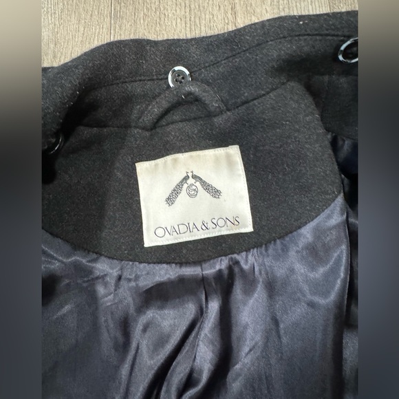 FINAL SALE🍒🤍 OVADIA & SONS trench coat ✨ - Picture 11 of 16